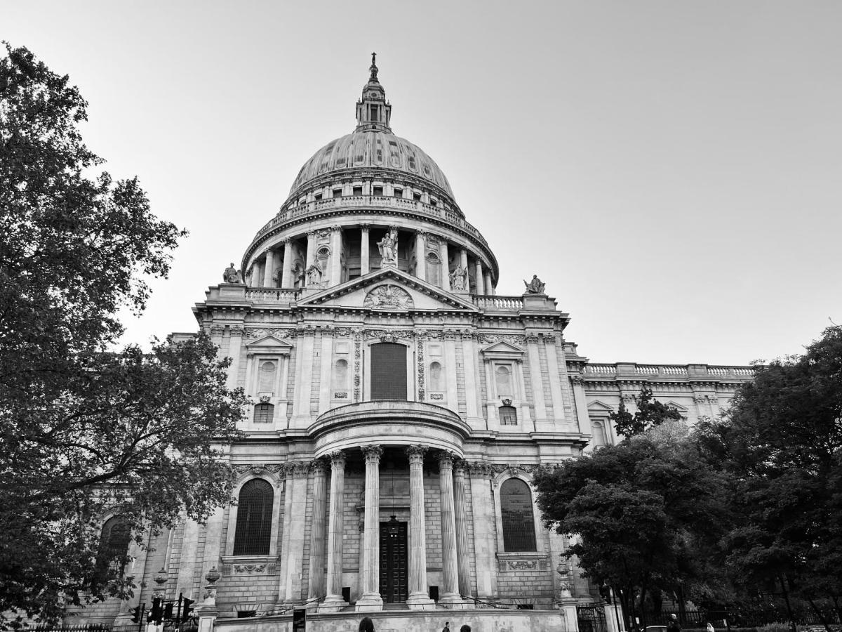 Borough Central London Exterior photo